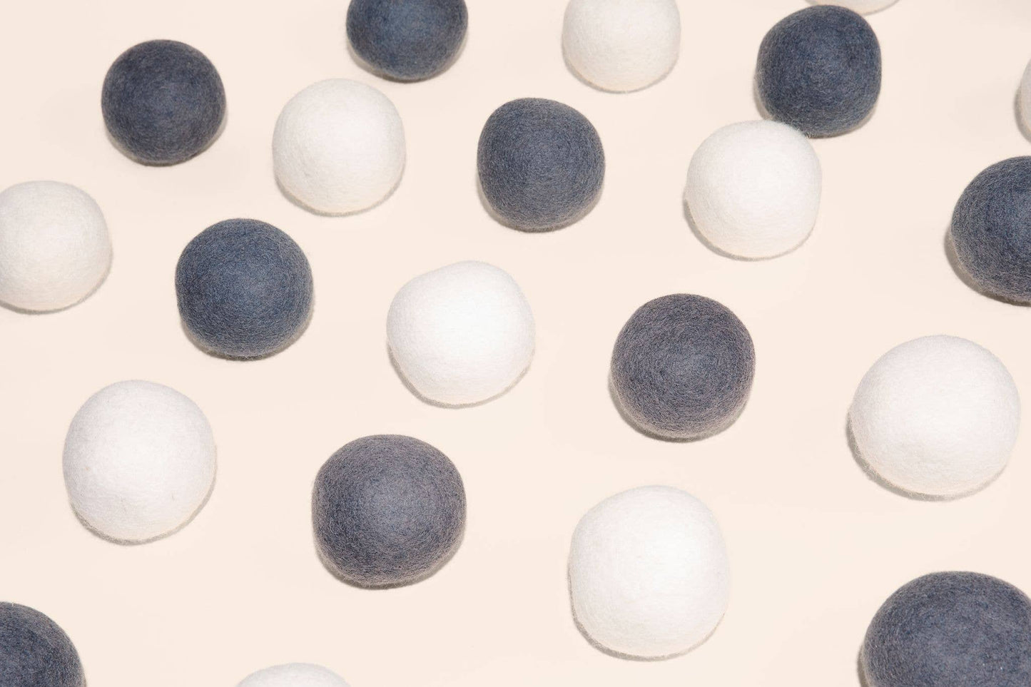 Set of 6 Organic Wool Dryer Balls | Holiday Bestseller