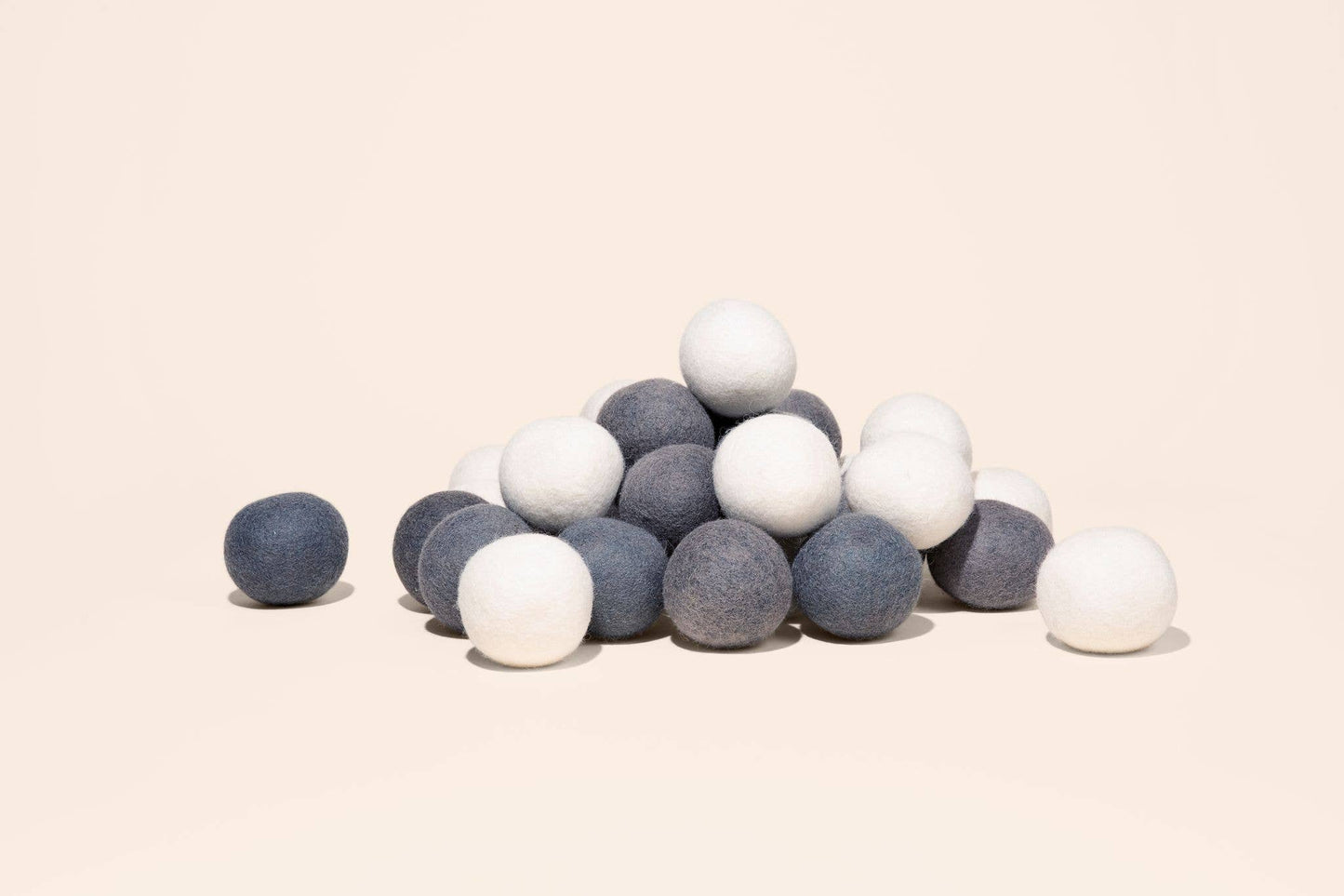 Set of 6 Organic Wool Dryer Balls | Holiday Bestseller