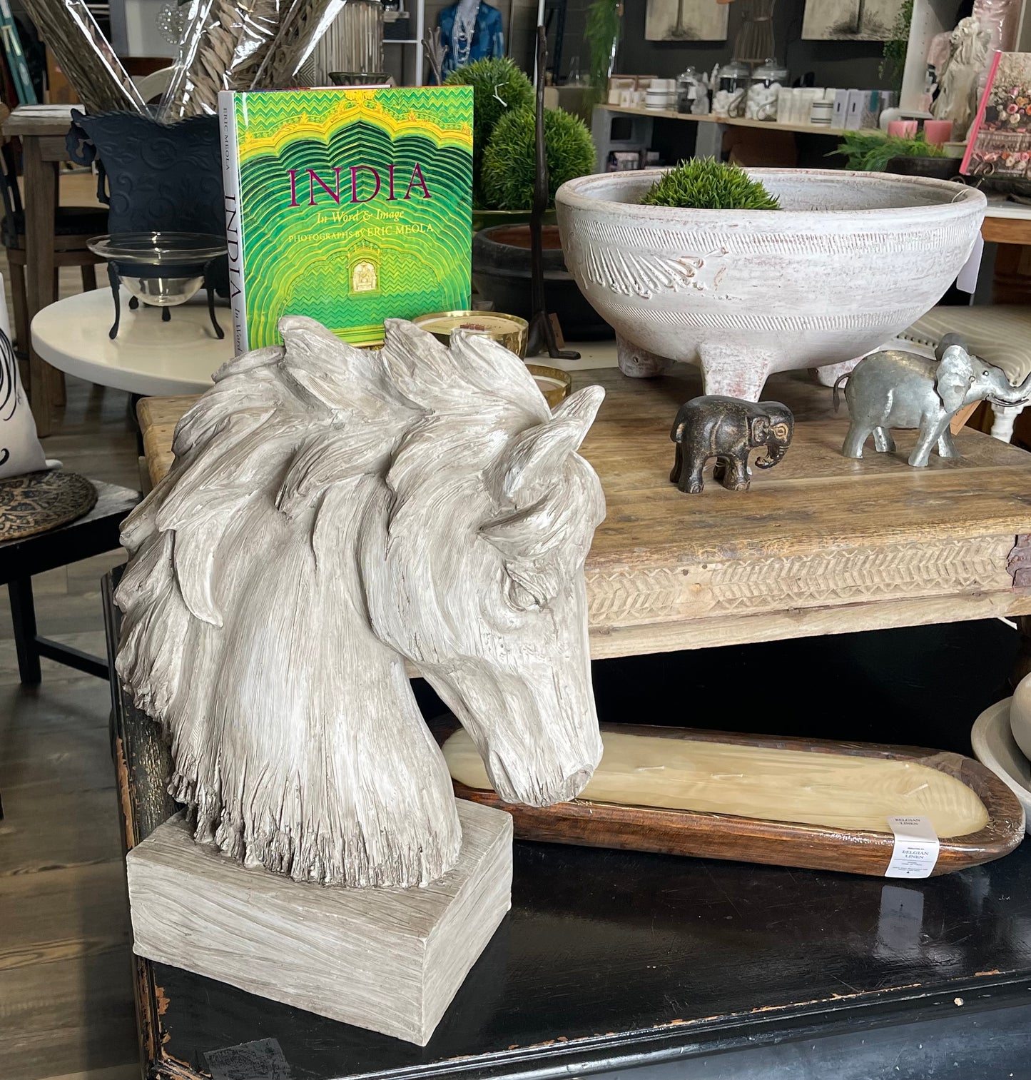 18" Horsehead Wood-Like Carving Statue Centerpiece